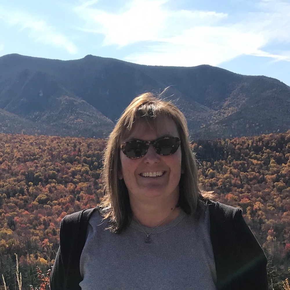 Meet your Posher, Loretta